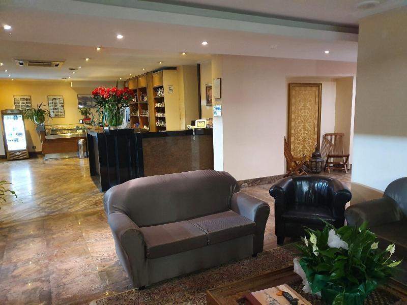 Hotel Ristorante La Campagnola Cassino Dış mekan fotoğraf