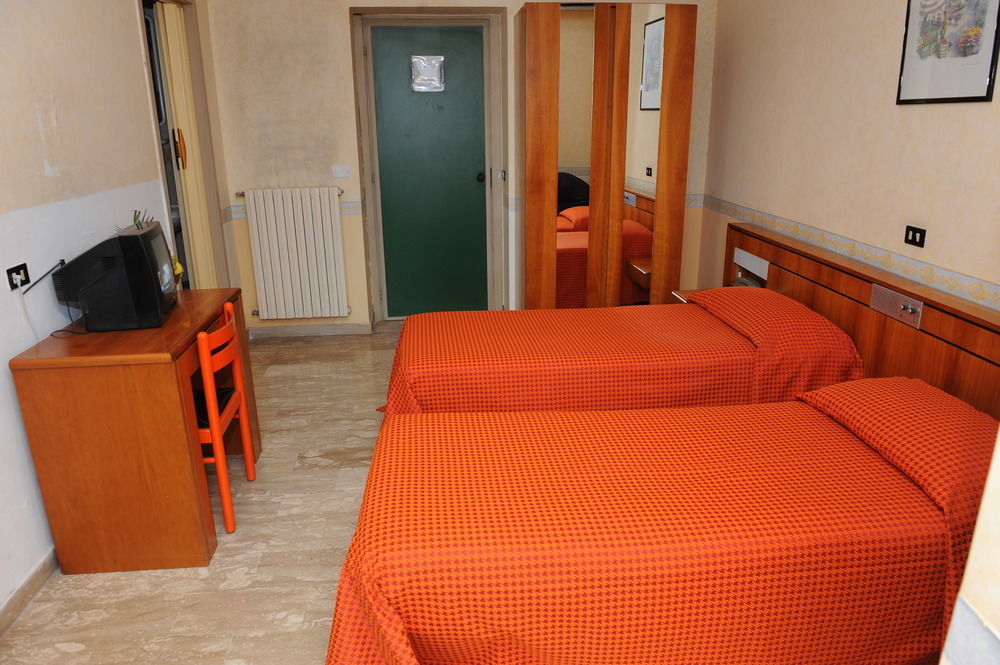Hotel Ristorante La Campagnola Cassino Dış mekan fotoğraf